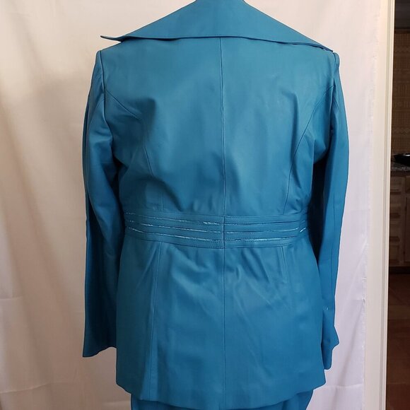 Donna Lepure NY Blue Lambskin Leather Embellished jacket/skirt size 2L Vintage - Picture 3 of 16